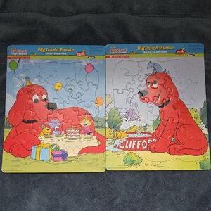 the Big Red Dog Puzzle Set